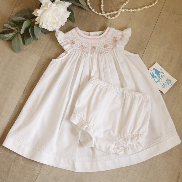 White Smocked Flutter Sleeve Dress Set Boutique 12 Months Hand -Embroidery NWT - Picture 6 of 6